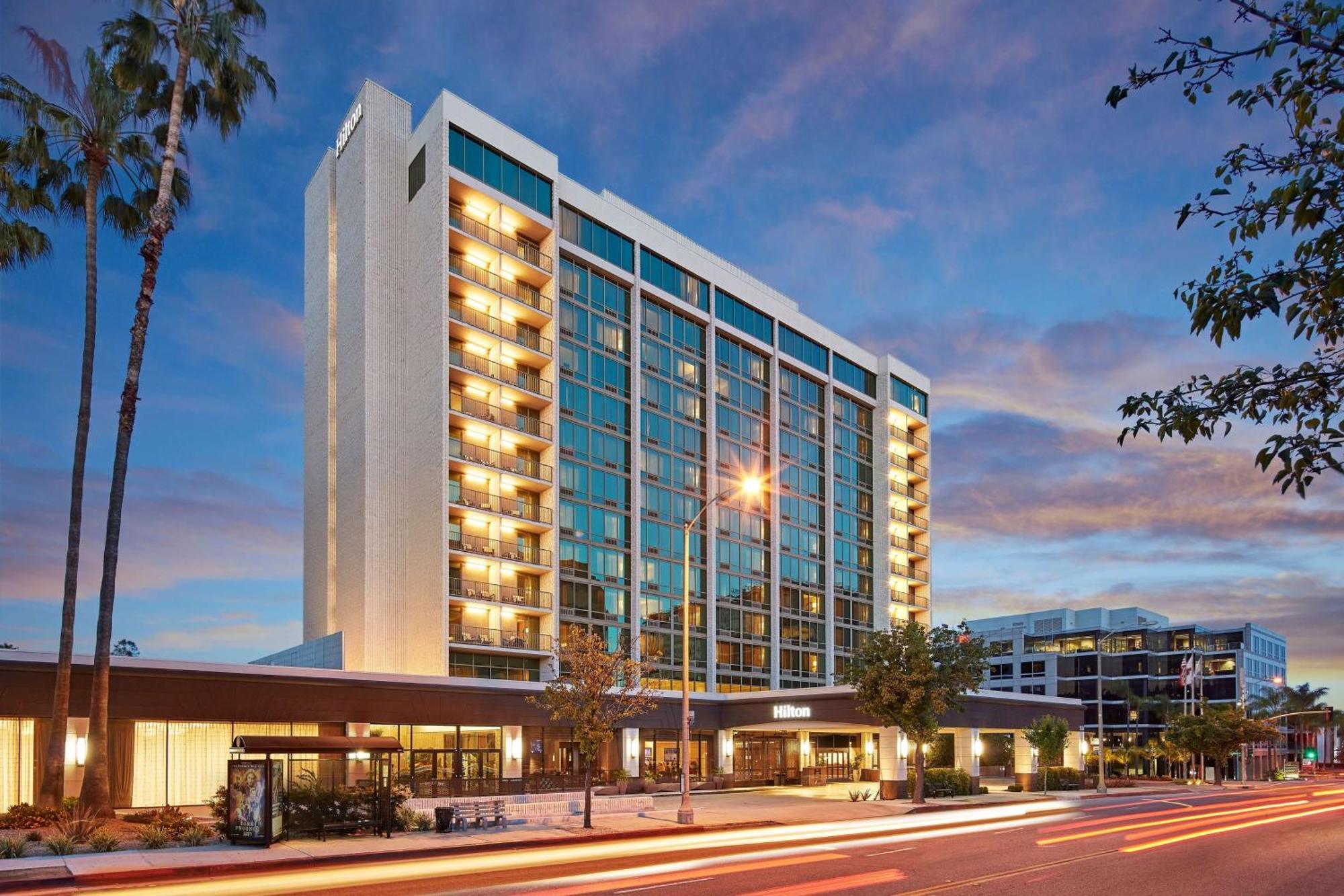 Hilton Pasadena Hotel Exterior foto